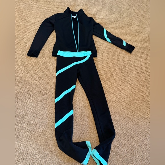 Girls N2y ice skating g sportswear. Perfect for any figure skater. - Picture 1 of 3